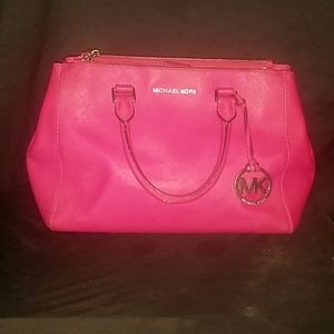 Genuine Michael Kors Sutton shoulder bag pink